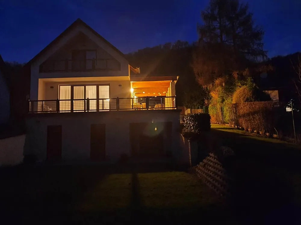A vendégház este